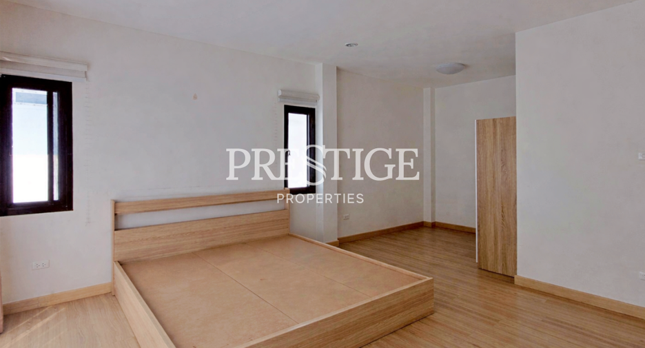 For rent 3 bedrooms house in Bang Lamung, Chonburi