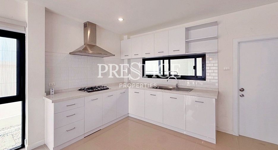 For rent 3 bedrooms house in Bang Lamung, Chonburi