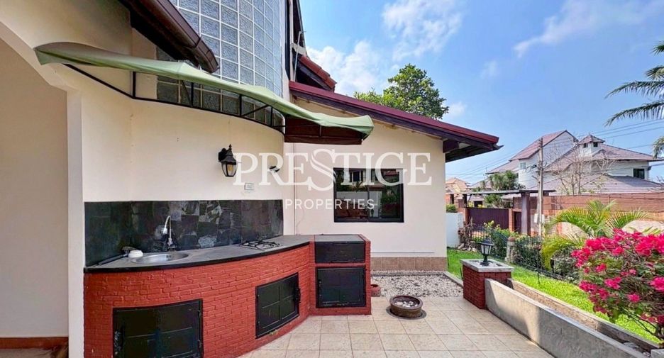 For rent 3 bedrooms house in Bang Lamung, Chonburi