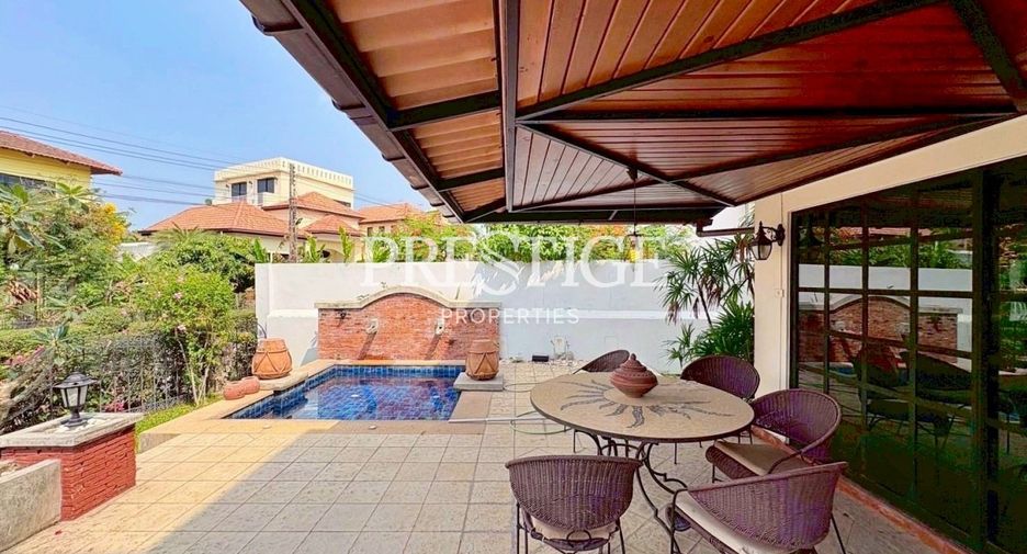 For rent 3 bedrooms house in Bang Lamung, Chonburi