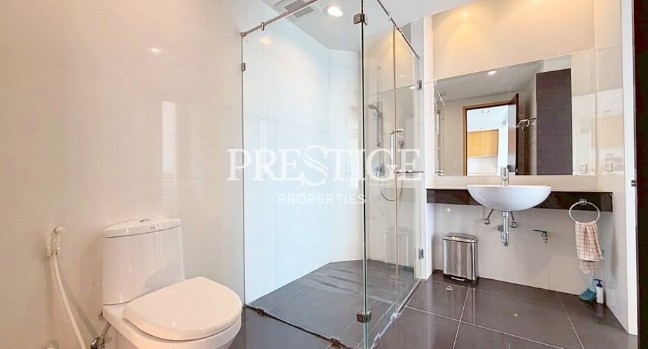 For rent 3 bedrooms condo in Jomtien, Pattaya