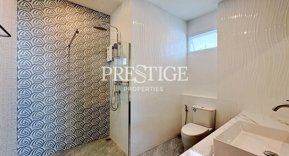 For rent 6 bedrooms house in Bang Lamung, Chonburi