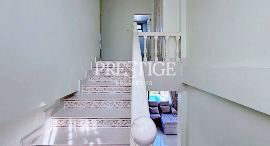 For rent 3 bedrooms house in Huay Yai, Pattaya