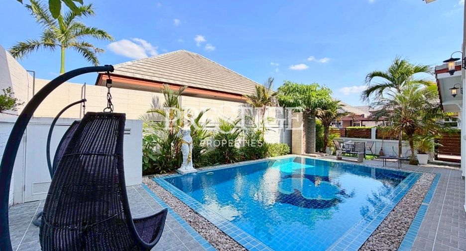 For rent 3 bedrooms house in Huay Yai, Pattaya