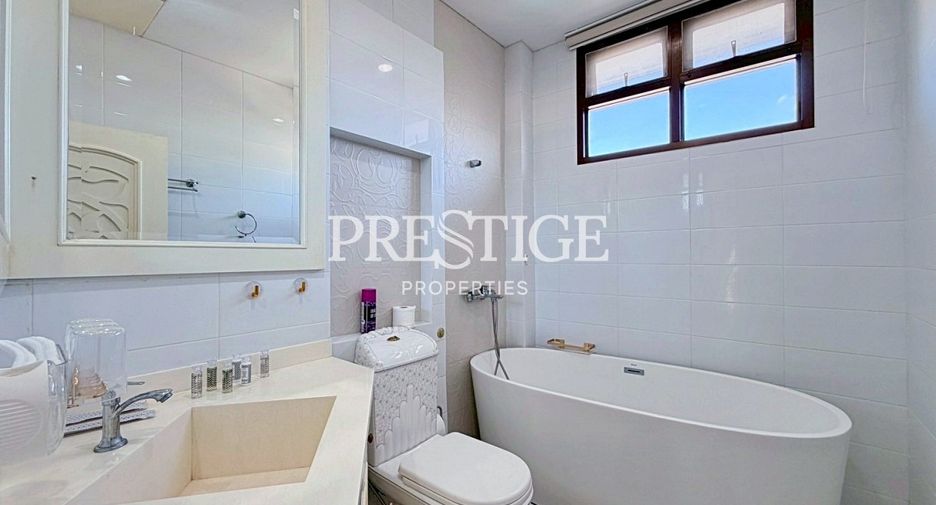 For rent 3 bedrooms house in Huay Yai, Pattaya