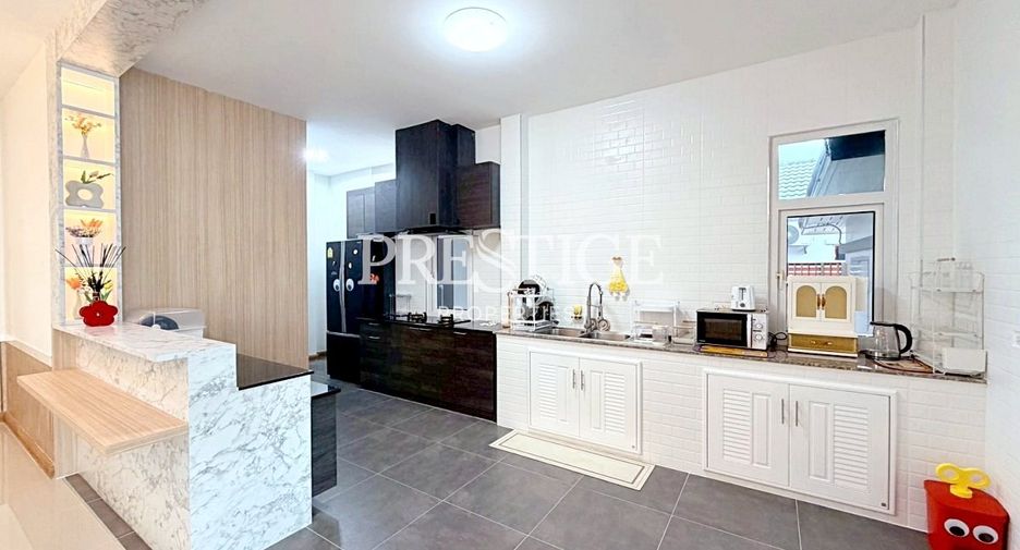For rent 3 bedrooms house in Bang Lamung, Chonburi