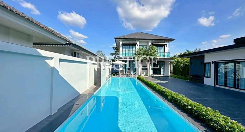 Haus zur Miete mit 5 Zimmer in Bang Lamung, Chonburi