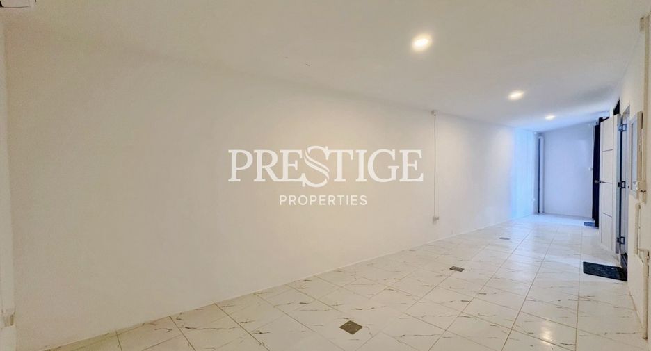 For rent 4 bedrooms house in Bang Lamung, Chonburi