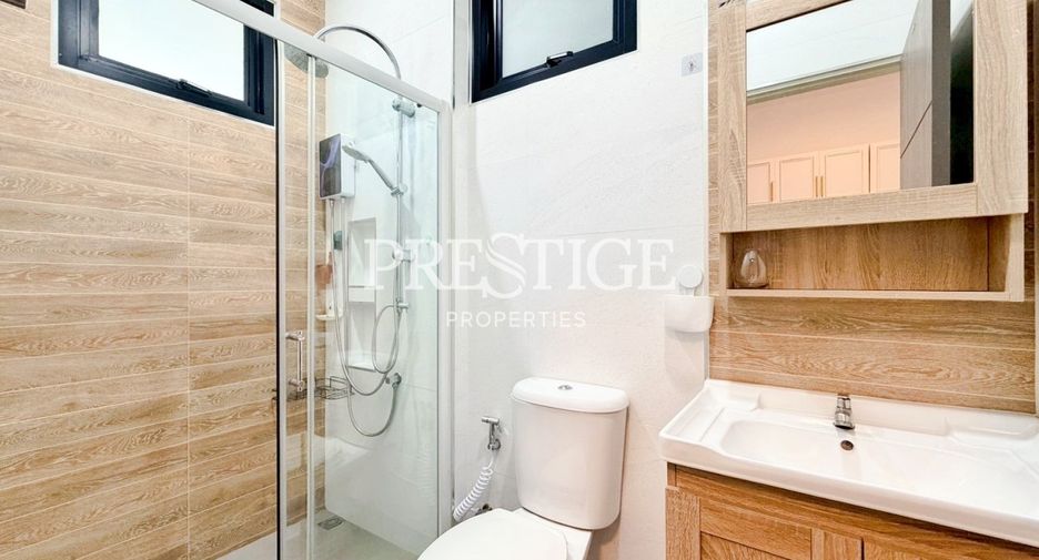 For rent 4 bedrooms house in Bang Lamung, Chonburi