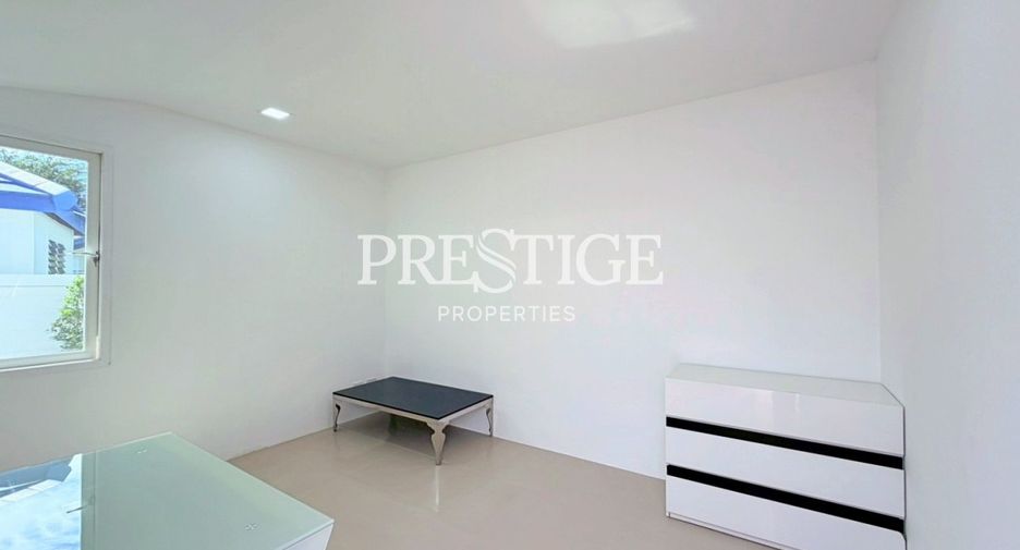 For rent 5 bedrooms house in Bang Lamung, Chonburi