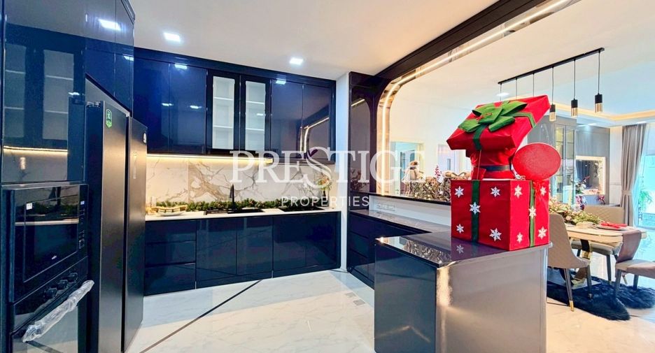 For rent 5 bedrooms house in Bang Lamung, Chonburi