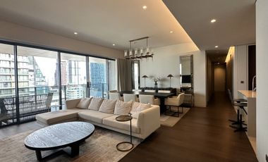 For rent 5 bedrooms condo in Watthana, Bangkok