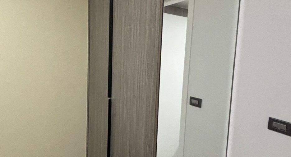 For sale 1 bed condo in Mueang Samut Prakan, Samut Prakan