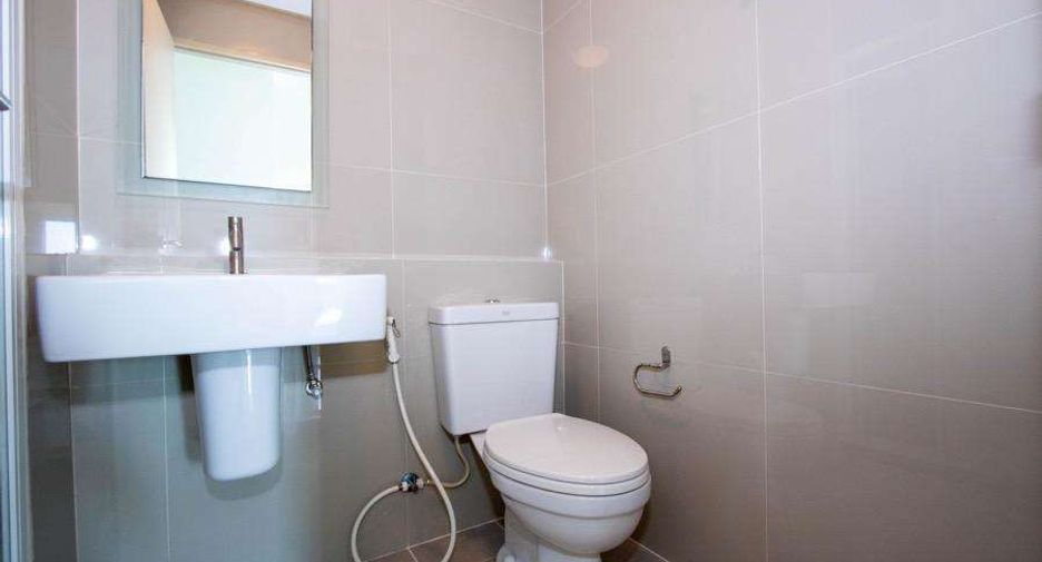 Condo en alquiler de 2 habitaciones en Mueang Chiang Mai, Chiang Mai