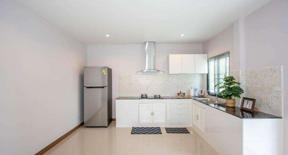 Casa en alquiler de 3 habitaciones en San Sai, Chiang Mai