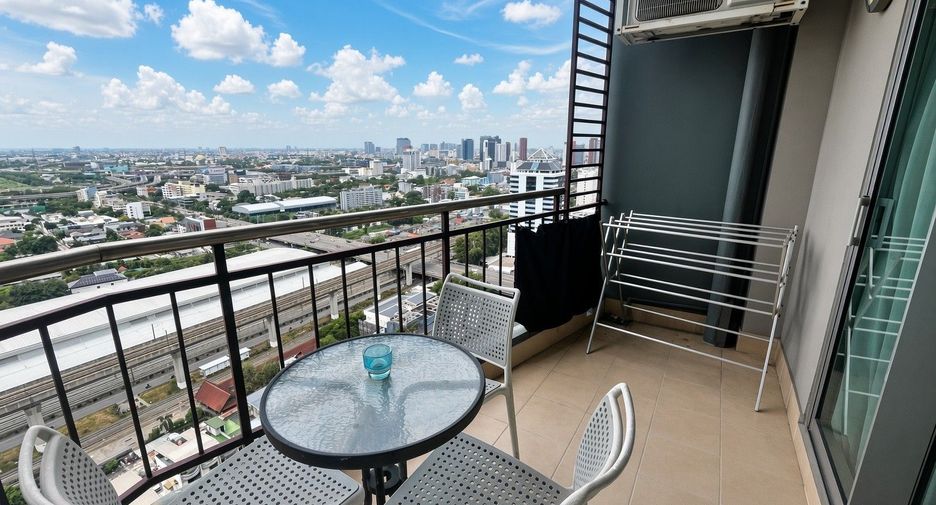 À louer 2 chambres condo à Watthana, Bangkok