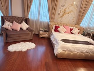 For rent 4 bedrooms condo in Huai Khwang, Bangkok
