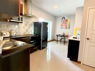 For rent 4 bedrooms condo in Huai Khwang, Bangkok