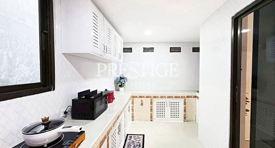 For rent 5 bedrooms house in Bang Lamung, Chonburi