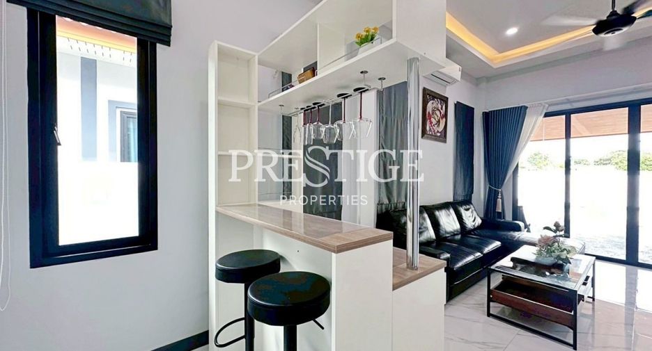 For rent 3 bedrooms house in Huay Yai, Pattaya