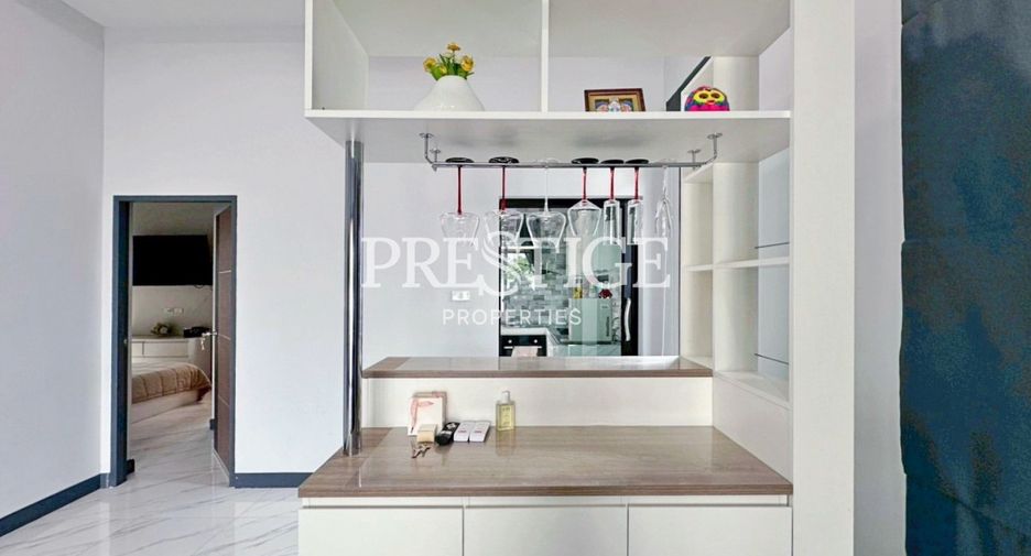 For rent 3 bedrooms house in Huay Yai, Pattaya