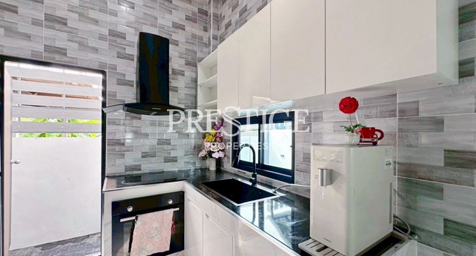 For rent 3 bedrooms house in Huay Yai, Pattaya