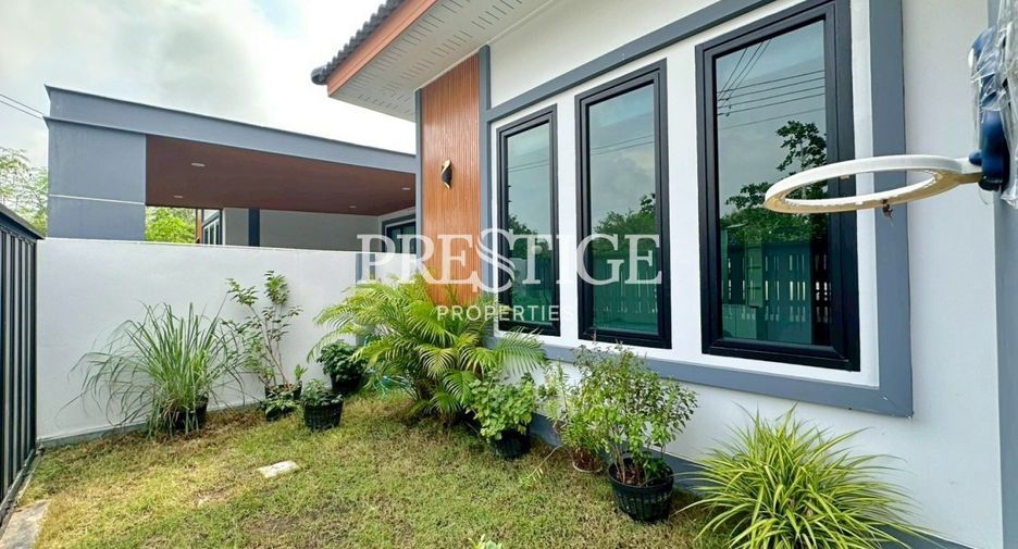 For rent 3 bedrooms house in Huay Yai, Pattaya