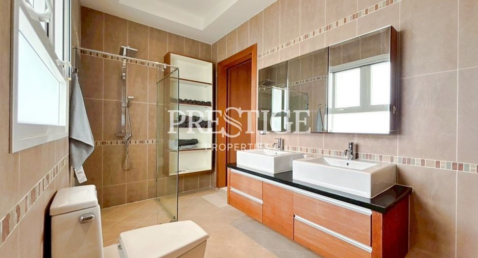 For rent 4 bedrooms house in Bang Lamung, Chonburi