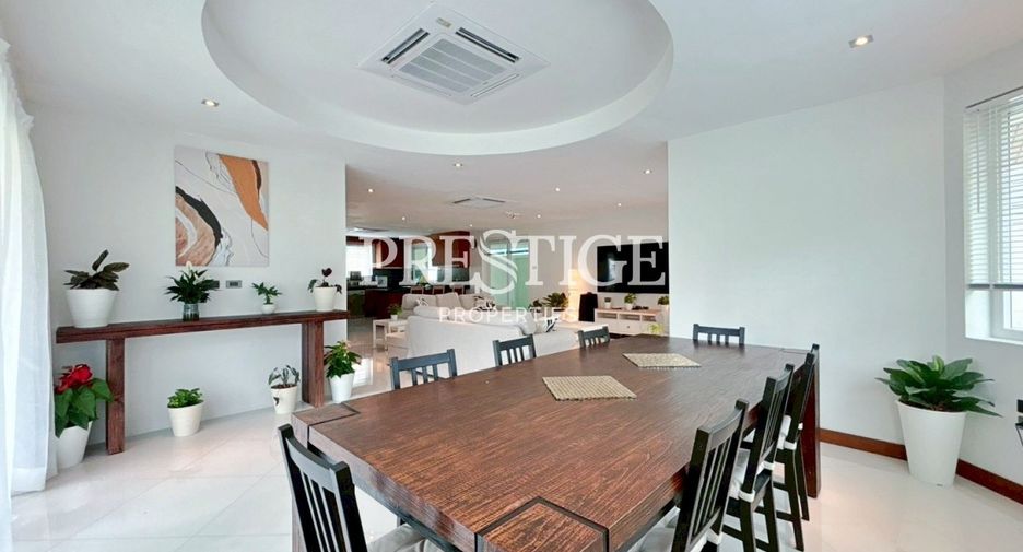 For rent 4 bedrooms house in Bang Lamung, Chonburi