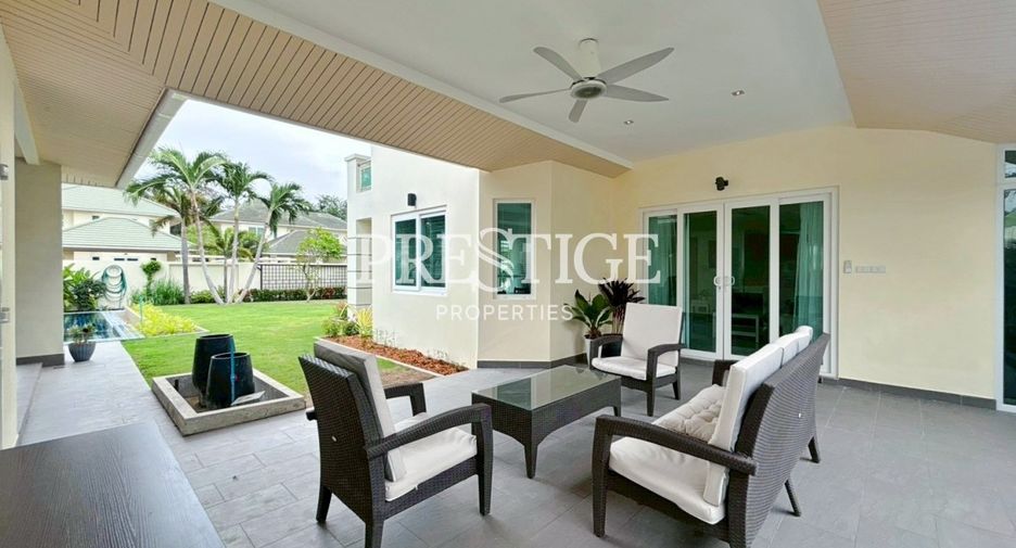 For rent 4 bedrooms house in Bang Lamung, Chonburi