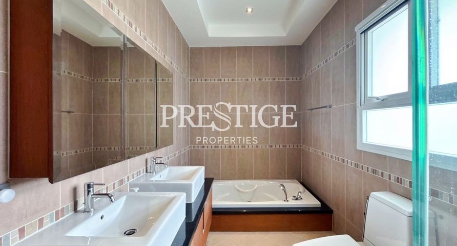 For rent 4 bedrooms house in Bang Lamung, Chonburi