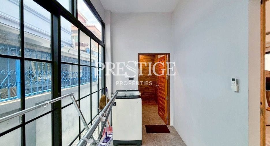 For rent 3 bedrooms house in Bang Lamung, Chonburi