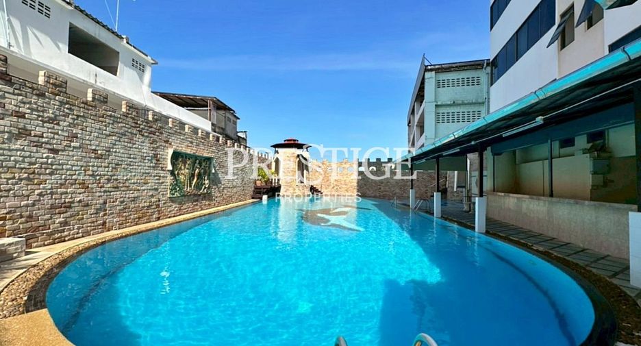 For rent 2 bedrooms condo in Bang Lamung, Chonburi