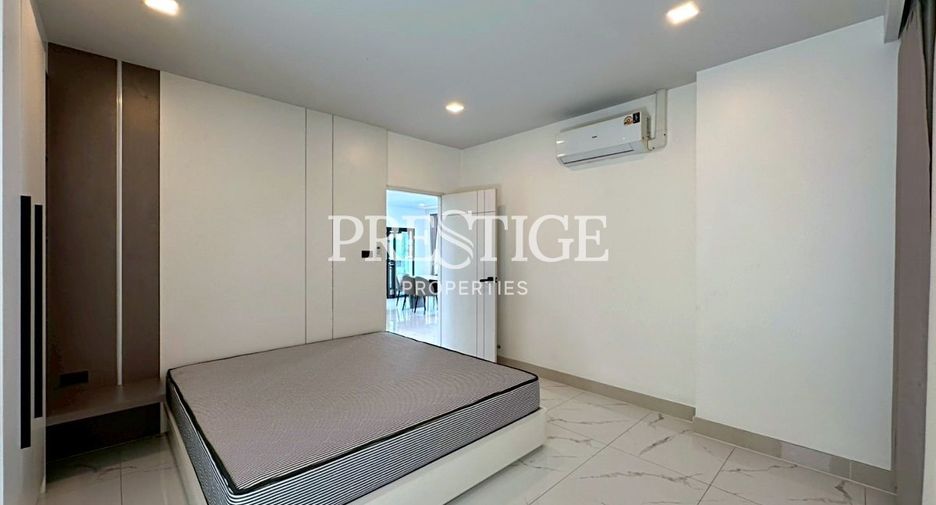 Haus zur Miete mit 5 Zimmer in Bang Lamung, Chonburi