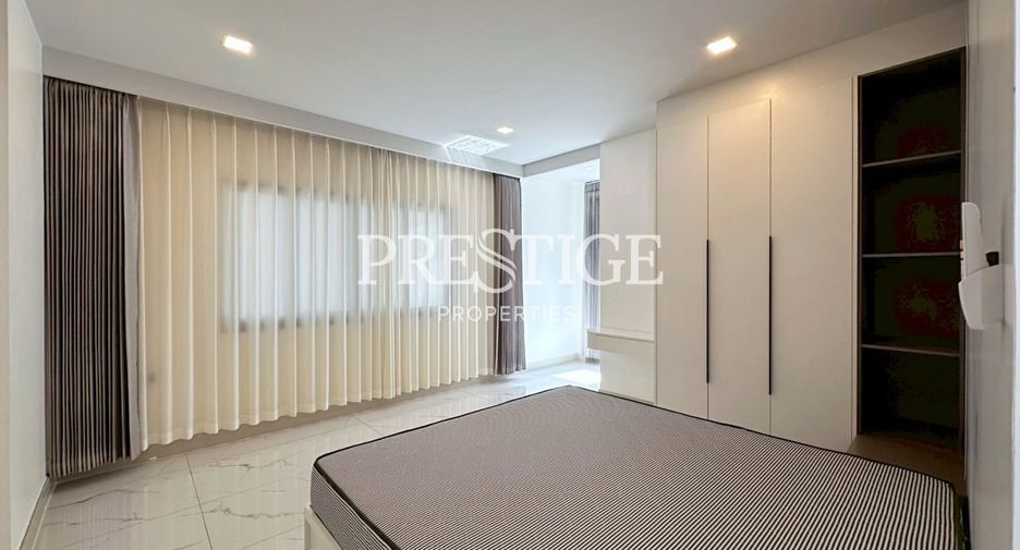 Haus zur Miete mit 5 Zimmer in Bang Lamung, Chonburi
