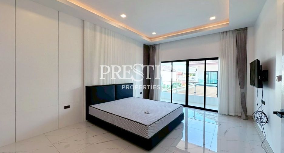 Haus zur Miete mit 5 Zimmer in Bang Lamung, Chonburi