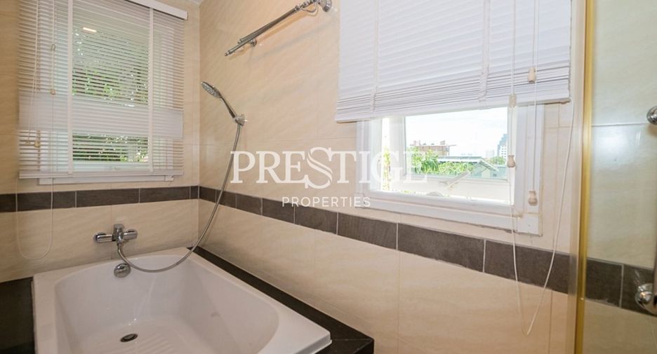 For rent 2 ベッドルーム condo in Bang Lamung, Chonburi