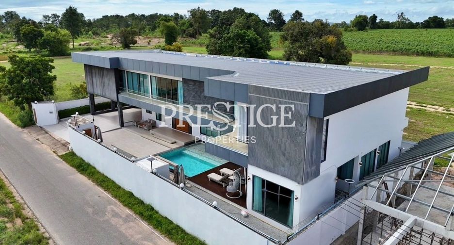 For rent 8 bedrooms house in Bang Lamung, Chonburi