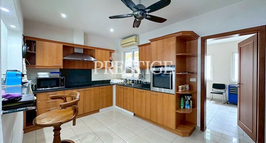 For rent 3 ベッドルーム house in Bang Lamung, Chonburi