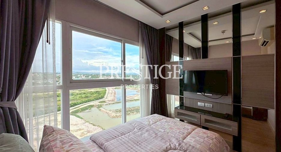 For rent 3 bedrooms condo in Jomtien, Pattaya