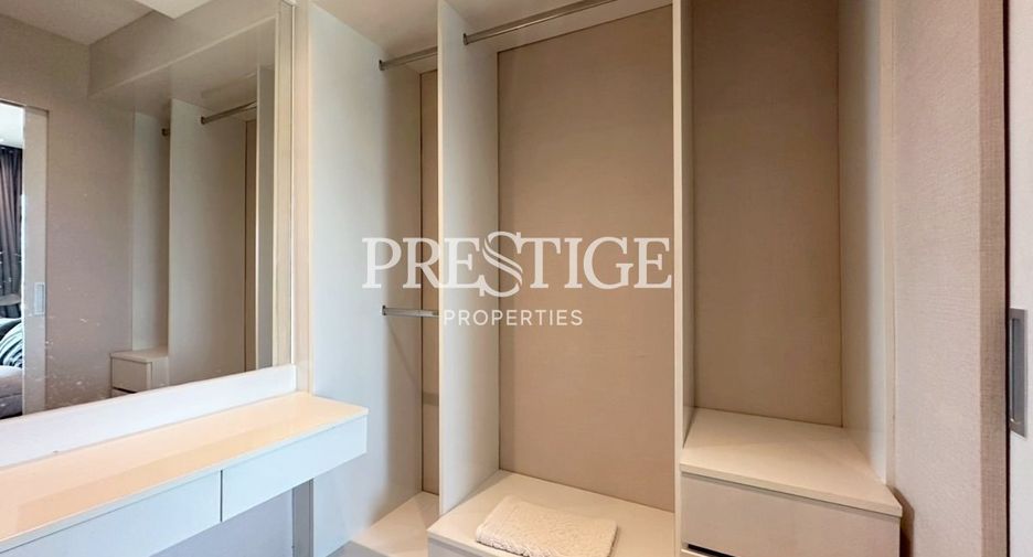 For rent 3 bedrooms condo in Jomtien, Pattaya
