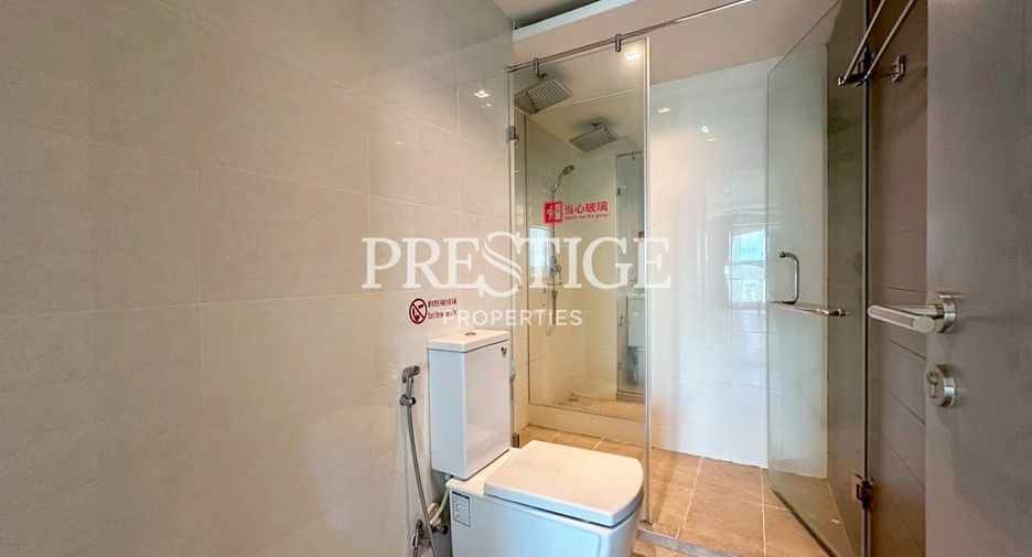 For rent 3 bedrooms condo in Jomtien, Pattaya