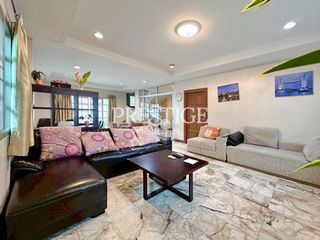 Haus zur Miete mit 5 Zimmer in Bang Lamung, Chonburi