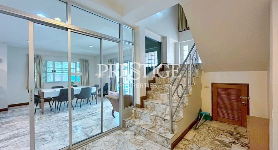 Haus zur Miete mit 5 Zimmer in Jomtien, Pattaya