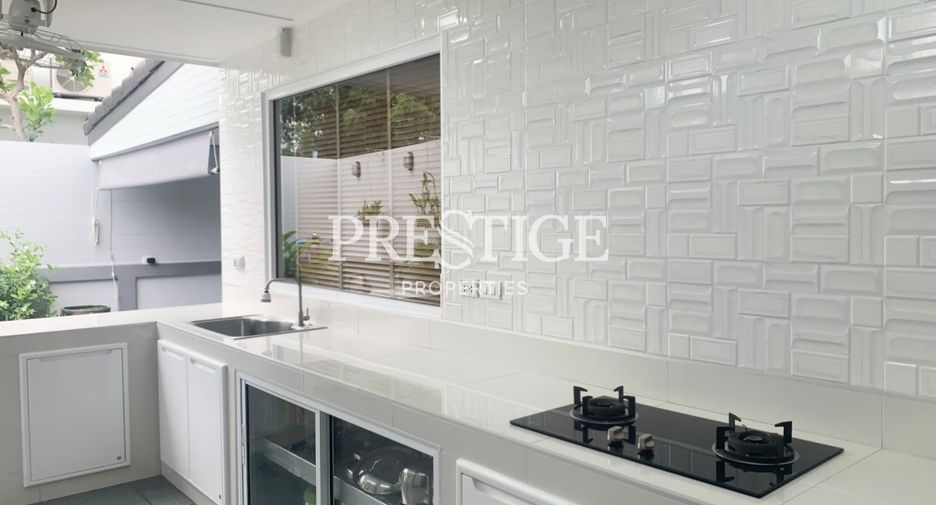 For rent 3 bedrooms house in Bang Lamung, Chonburi