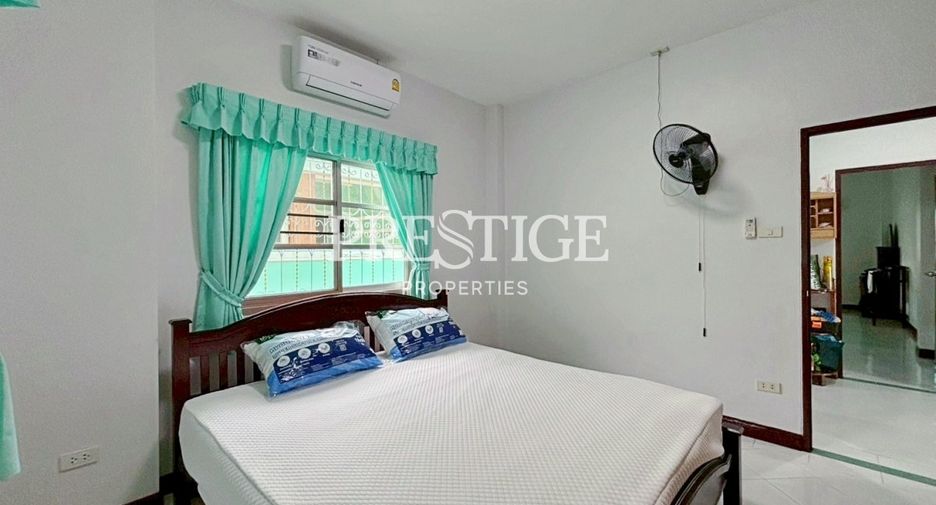 For rent 3 bedrooms house in Bang Lamung, Chonburi