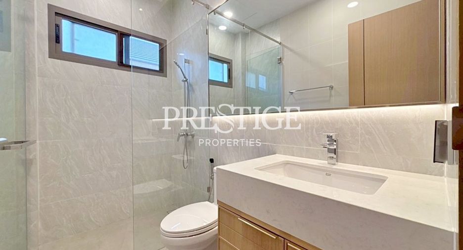 Haus zur Miete mit 4 Zimmer in Bang Lamung, Chonburi