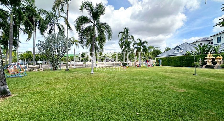 For rent 3 bedrooms house in Bang Lamung, Chonburi