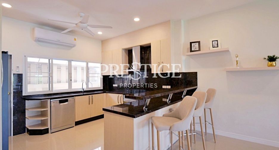 For rent 3 bedrooms house in Bang Lamung, Chonburi