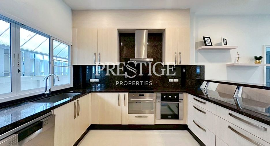 For rent 3 bedrooms house in Bang Lamung, Chonburi